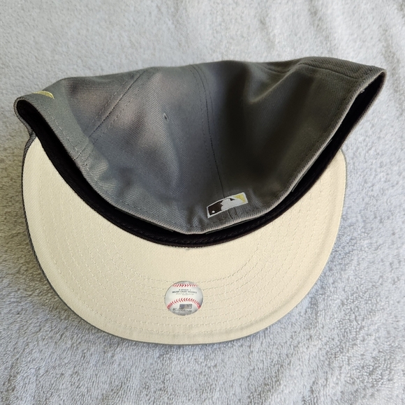 ASTROS|New Era Cooperstown Collection|Silver Gold White|Size 7 3/8|Side Patch - Picture 3 of 4